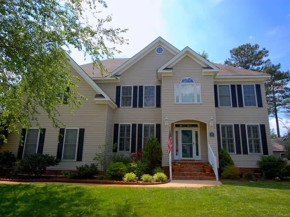 1708 Clearwater Ln, Chesapeake, VA 23322