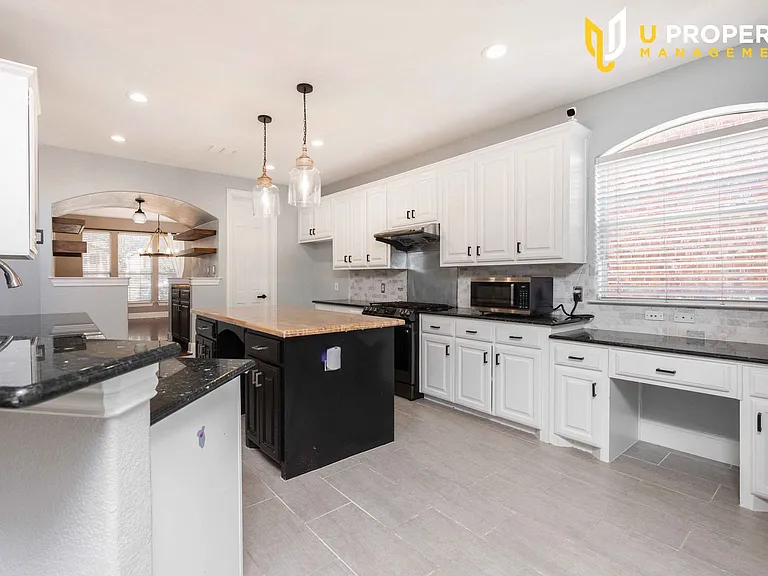 1687 Sandstone Dr — Photo 15