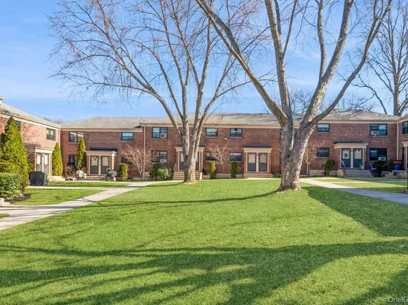 74-67 220th Street #101-A, Oakland Gardens, NY 11364