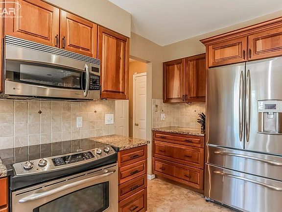 4th image of 5484 Green Bank Dr