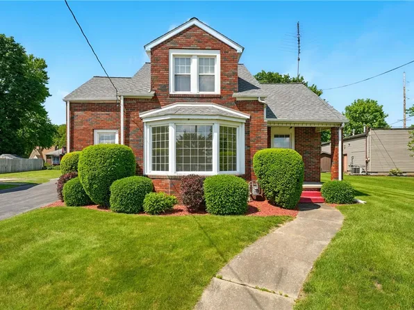 300 W Elizabeth St, New Castle, PA 16105