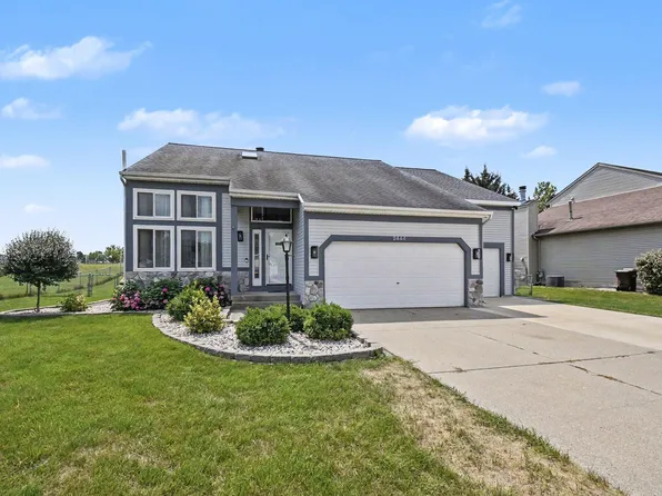 2444 Sunny Creek St SE, Kentwood, MI 49508