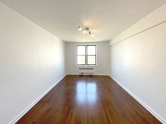 2nd image of 2781A Ocean Ave #5C