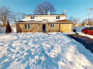 1 Valiant Dr, South Setauket, NY 11720