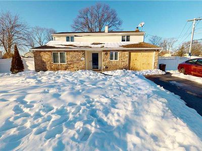 1 Valiant Dr, South Setauket, NY, 11720