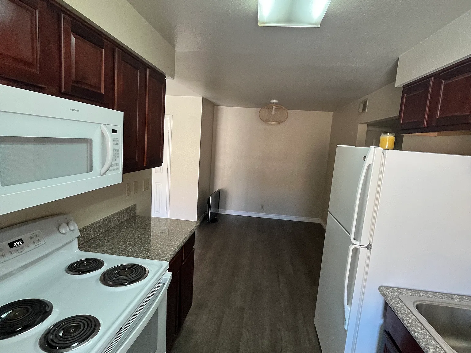 5163 Indian River Dr — Photo 2