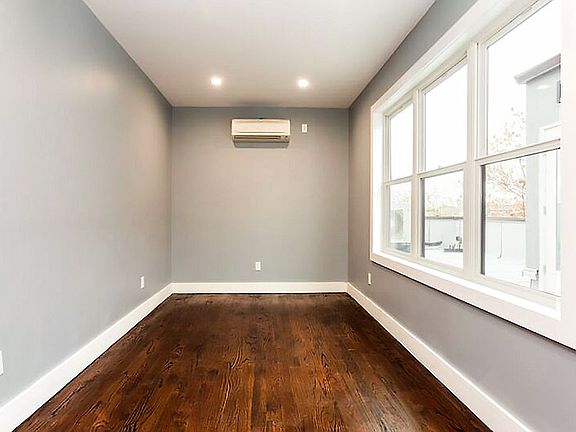 2nd image of 114 Woodbine St #4-A