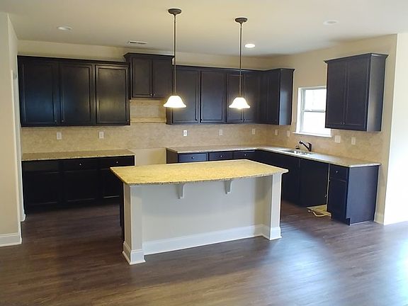 5th image of 403 Joy Springs Ct