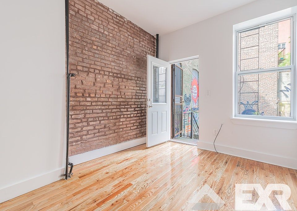 1st image of 11 Humboldt St #1AA