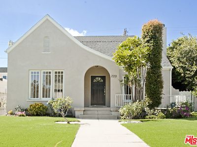 229 N Gower St, Los Angeles, CA, 90004