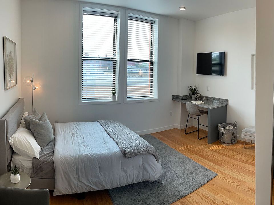 1st image of 64-68 Market St #64-409