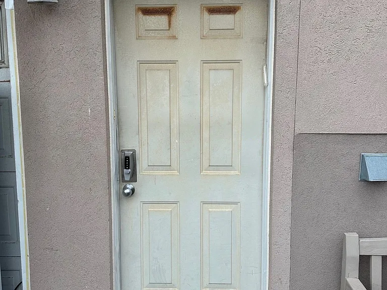 222 Combe Ave #2 — Photo 2