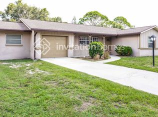 5323 Winewood Dr, Sarasota, FL 34232