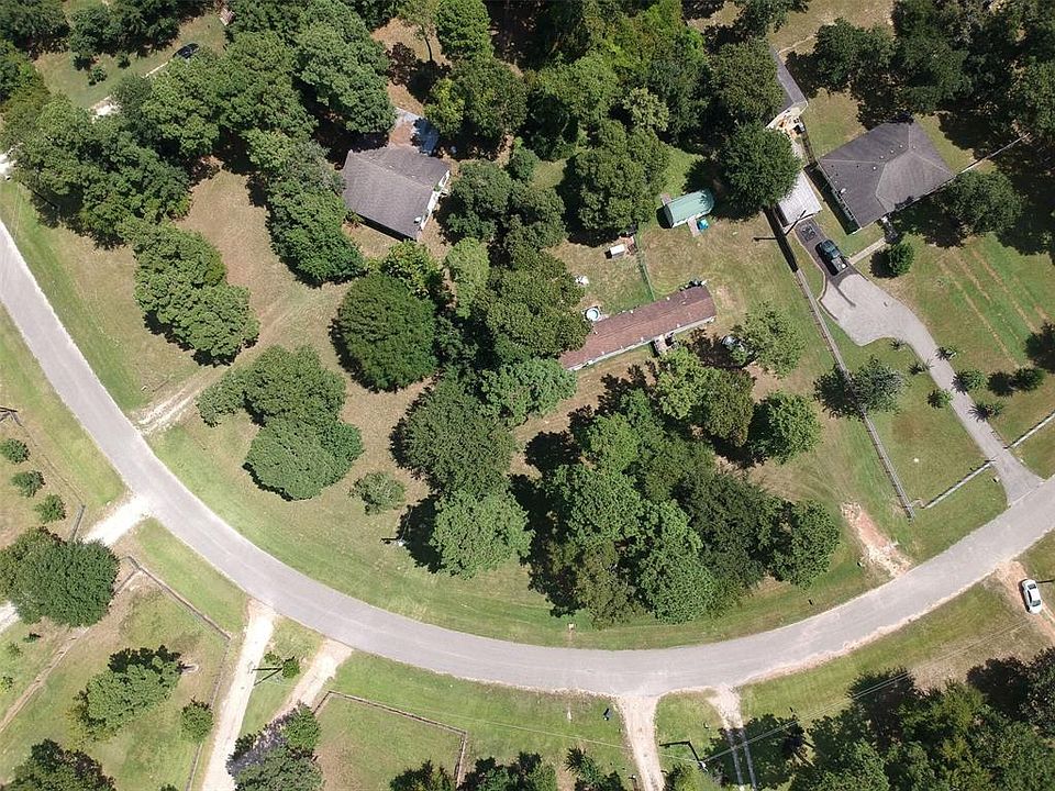 1st image of 24530 Bentwood Dr