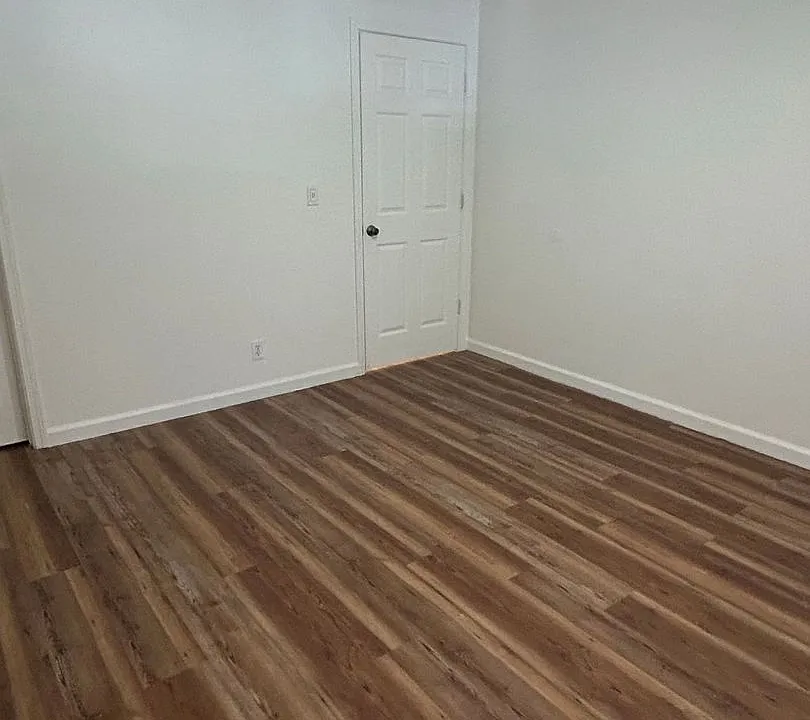 725 W 4th Ave