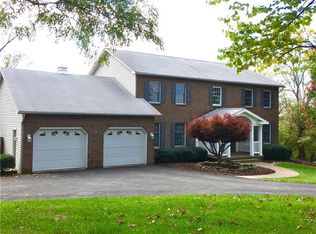 8 Saltmill Cir, West Newton, PA 15089