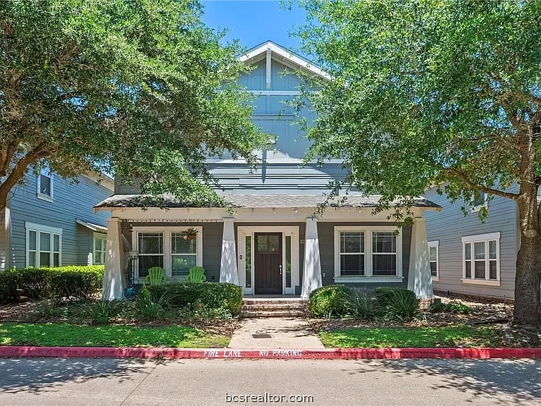 1725 Harvey Mitchell Pkwy S #411 — Photo 1