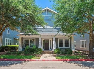 1725 Harvey Mitchell Pkwy S APT 411, College Station, TX 77840