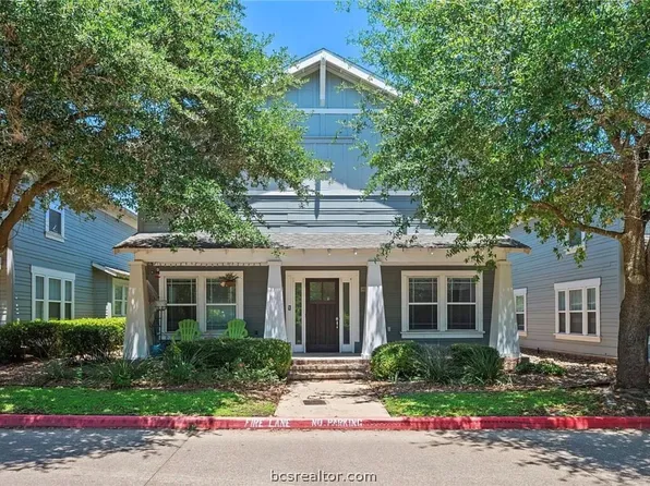 1725 Harvey Mitchell Pkwy S APT 411, College Station, TX 77840