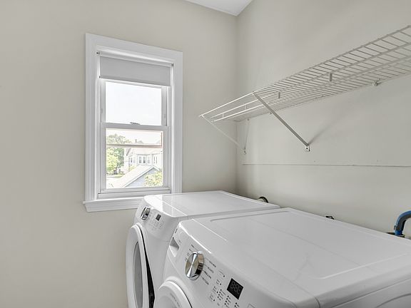 3rd image of 228 Harvard St #2