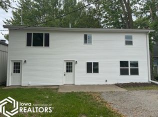 704 E Stewart St, Centerville, IA 52544