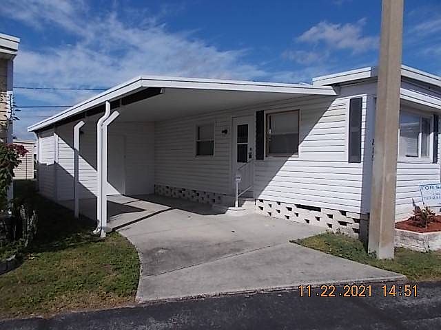 1st image of 2701 34th St N #216