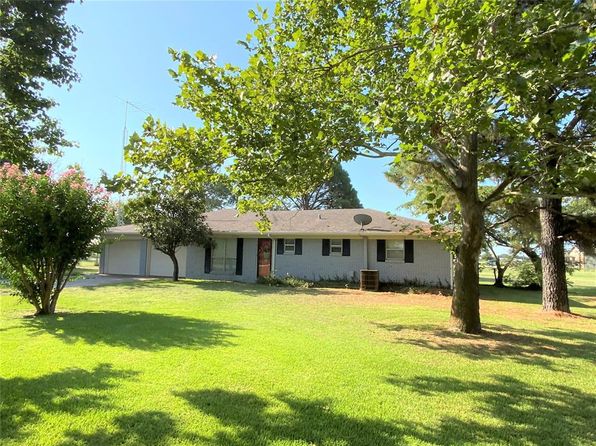 374 County Road 276 Gainesville Tx 76240 Zillow