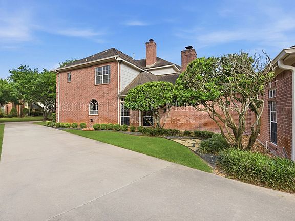 2nd image of 19407 Kessington Ln
