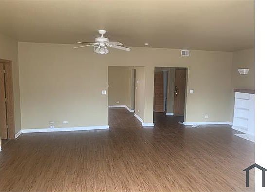 4th image of 2621 E 77th St APT 3W