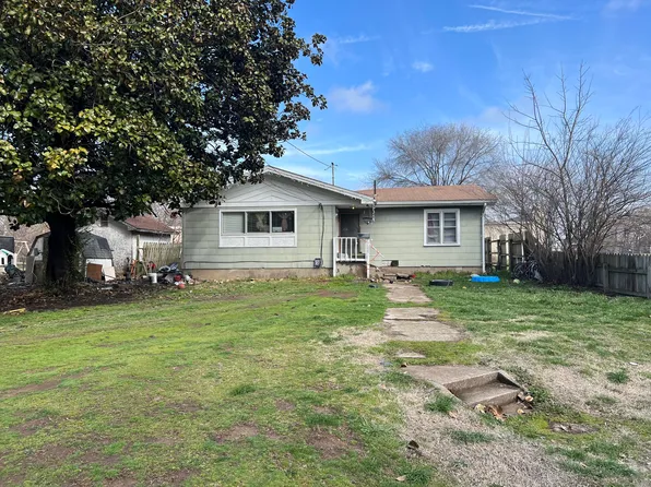 1607 W Lynn Street, Springfield, MO 65802