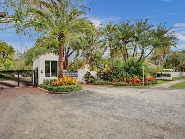 6610 Poinciana Ct, South Miami, FL 33143