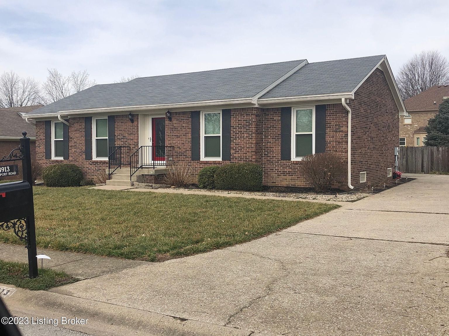 8913 Westport Rd, Langdon Place, KY 40242 Zillow