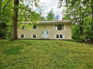 15 Quincy Rd, Putnam Valley, NY 10579