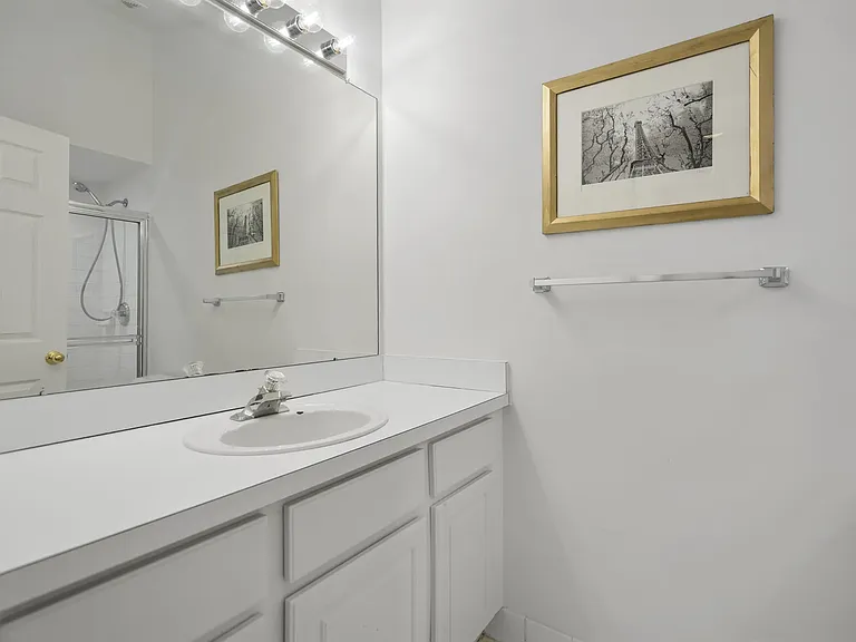 5849 Lafayette Ln — Photo 26