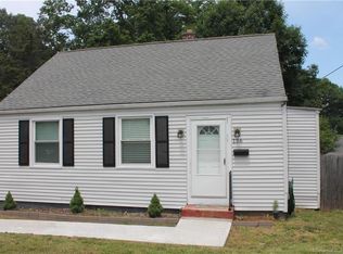 136 Wall St, Meriden, CT 06450