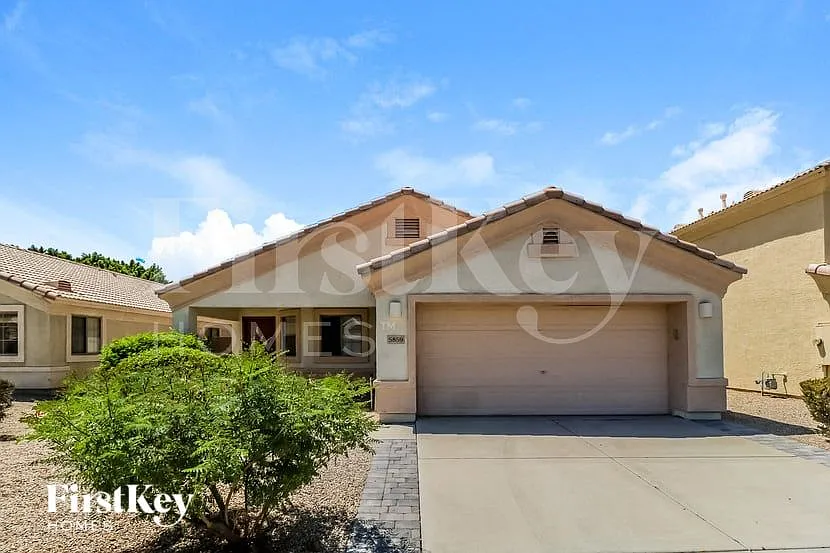 5859 W Cochise Dr
