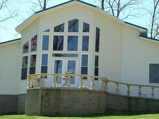 1st image of 533 Knight Ln