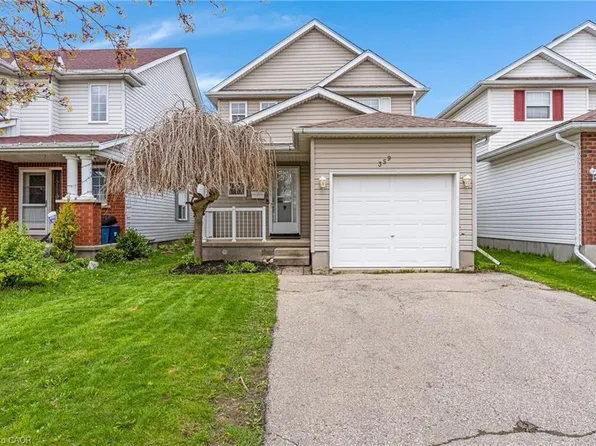359 Highbrook Cres, Kitchener, ON N2E 3P5