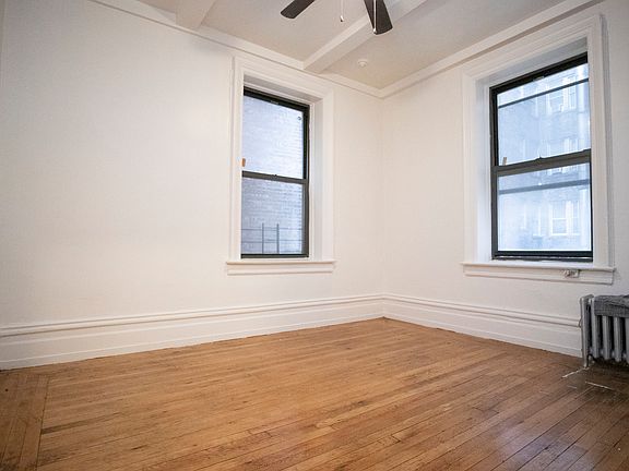 4th image of 229 W 109th St APT 24