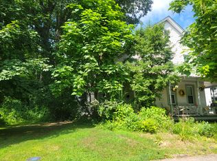 131 Lee Ave, Stroudsburg, PA