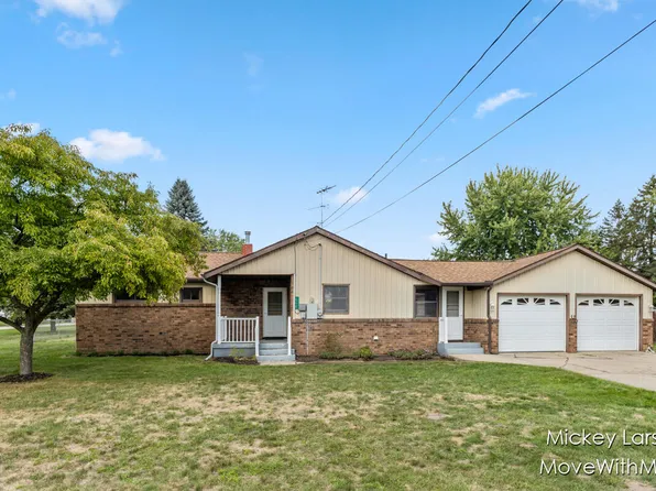 265 Jeffrey St NE, Cedar Springs, MI 49319