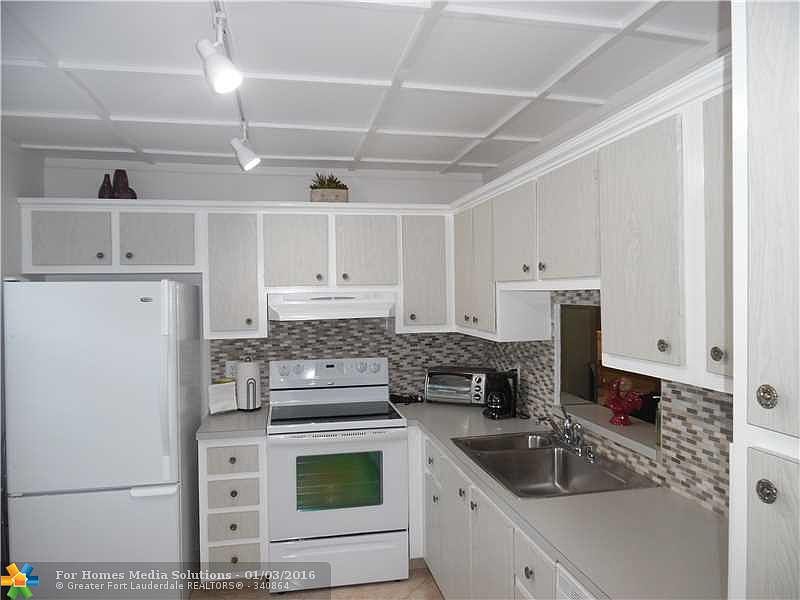 Meadowbrook Lakes Apartments Condominiums Dania, FL Zillow