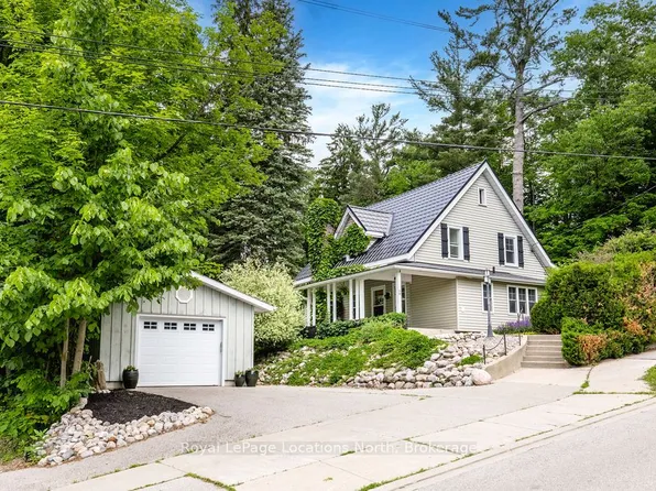 75 Burke St, Penetanguishene, ON L9M 1B3
