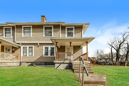 113 W Parkwood Dr #113 Photo 1