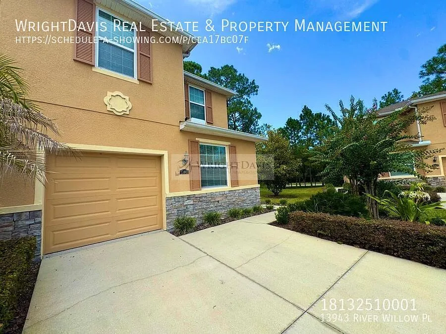 Beautiful 3/2.5 New Tampa Townhome — Photo 4