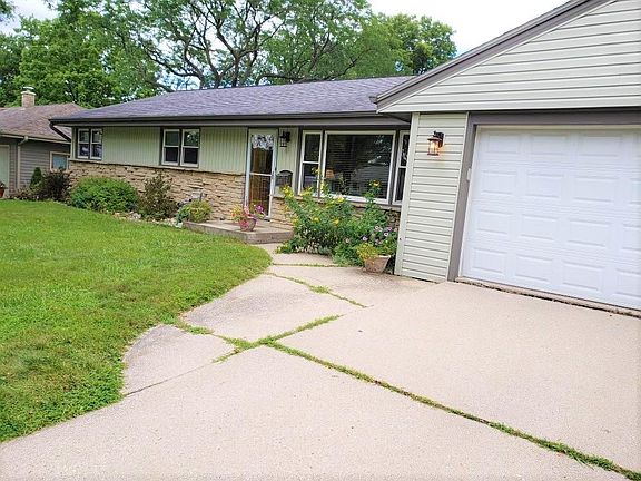2nd image of 537 S 17th Ave