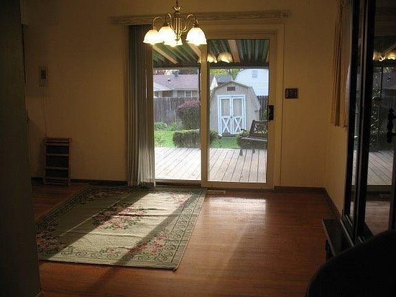 5th image of 528 Tremont Ct