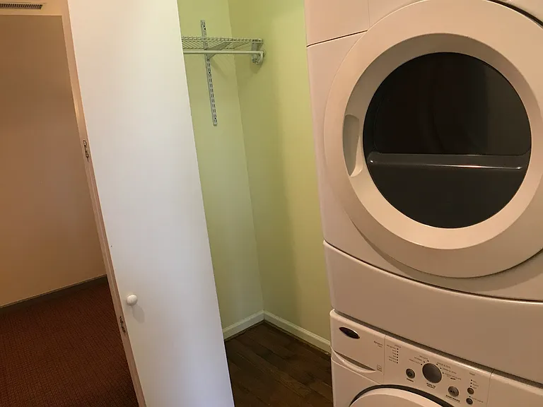 25 Bittner St #401 — Photo 9