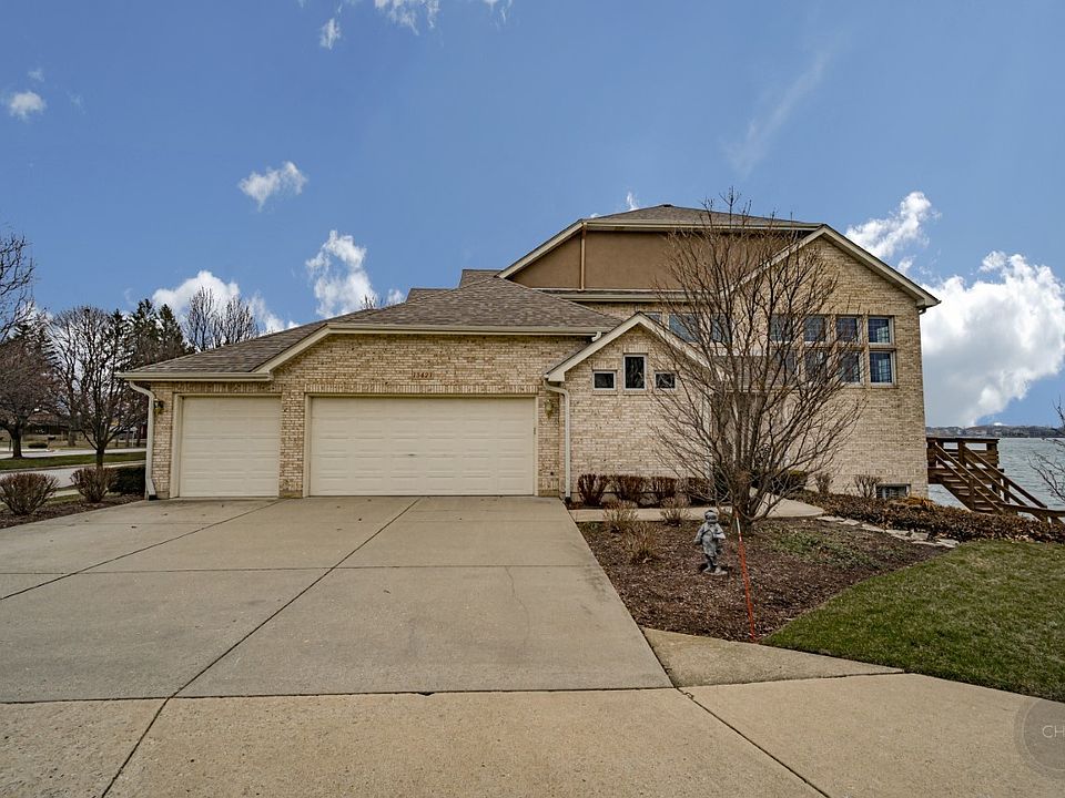 1st image of 13423 Lakeshore Dr