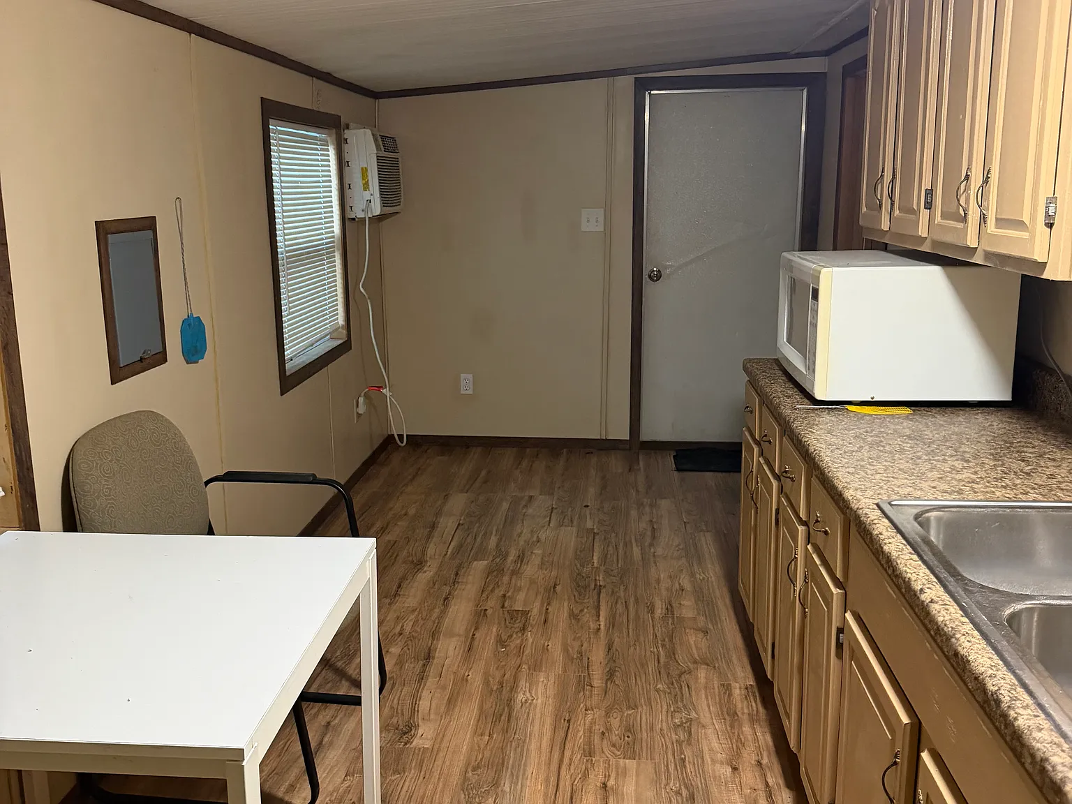 1 bed, 448 sqft, $795 — Photo 2